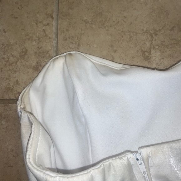 White mini dress - Picture 4 of 4